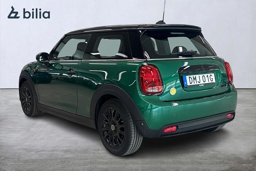 Bild 2 av MINI Cooper SE / Farthållare / PDC bak / Sportstol / Navigation