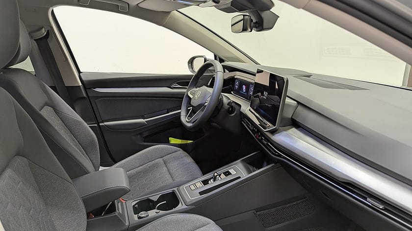 Bild 5 av Volkswagen Golf Sportscombi eTSI 150 Hk Värmare och dragkrok