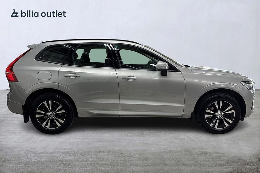 Bild 5 av Volvo XC60 B5 AWD Bensin Momentum 250hk Navi Drag Backkamera