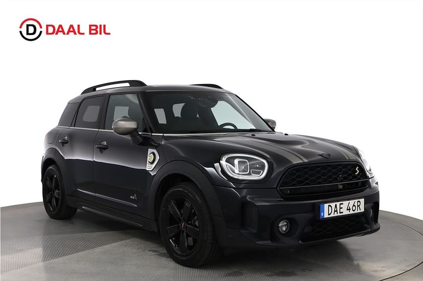 Bild 3 av MINI Countryman Cooper SE ALL4 220HK SALT II COCKPIT NAVI PSENS LÄDER