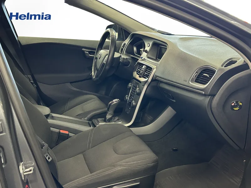 Bild 7 av 10 – Volvo V40 T2 Business