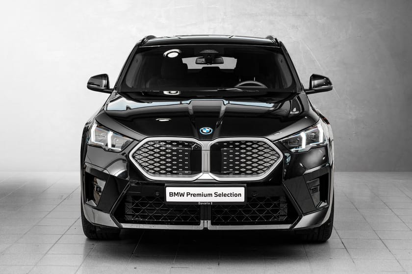 Bilde 3 av BMW iX2 xDrive30 