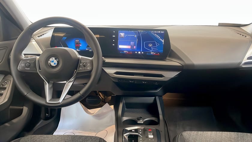 Bild 4 av BMW 120 - Driving Assistant Parking Assistant