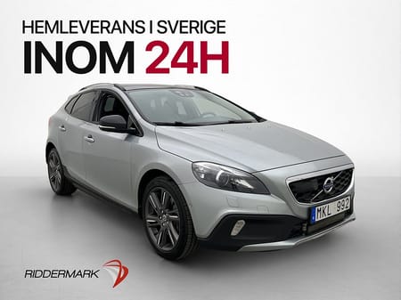Volvo V40 Cross Country T4 AWD 180hk Summum Pano Navi Skinn