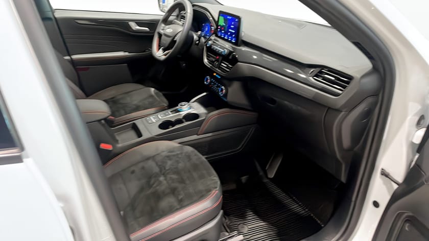 Bild 3 av Ford Kuga Plug-In Hybrid ST-LINE X