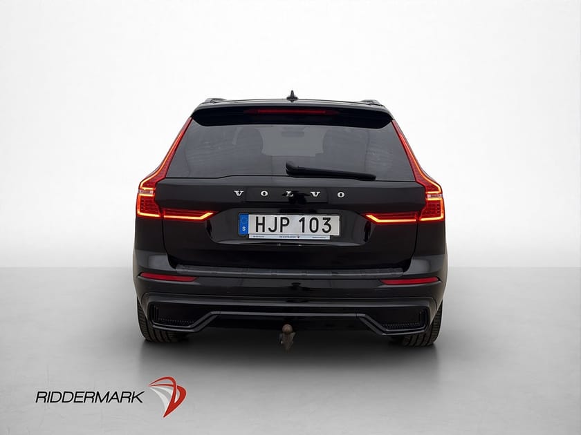 Bild 5 av Volvo XC60 Recharge T8 AWD 456hk R-Design B&W Pano Luft Drag