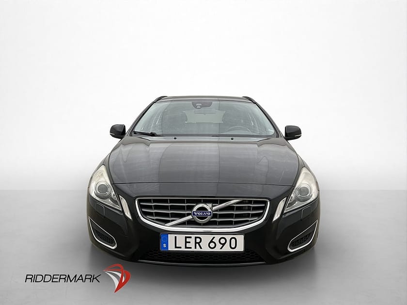 Bild 2 av Volvo V60 T3 Momentum Dragkrok P-Sensorer Bluetooth