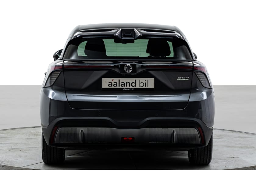 Bilde 2 av MG 4 Electric Long Range LUXURY - 435 KM. WLTP - RETT FRA SERVICE