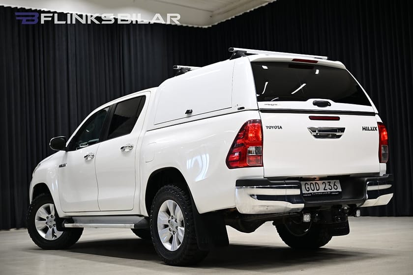 Bild 4 av Toyota Hilux Dubbelhytt 2.4 AWD 150HK Automat|Kåpa|Drag|Värmare|Släde|Leasbar