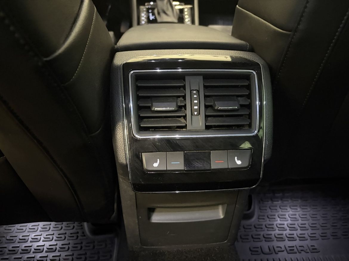 Škoda Škoda Superb Kombi — bild 9