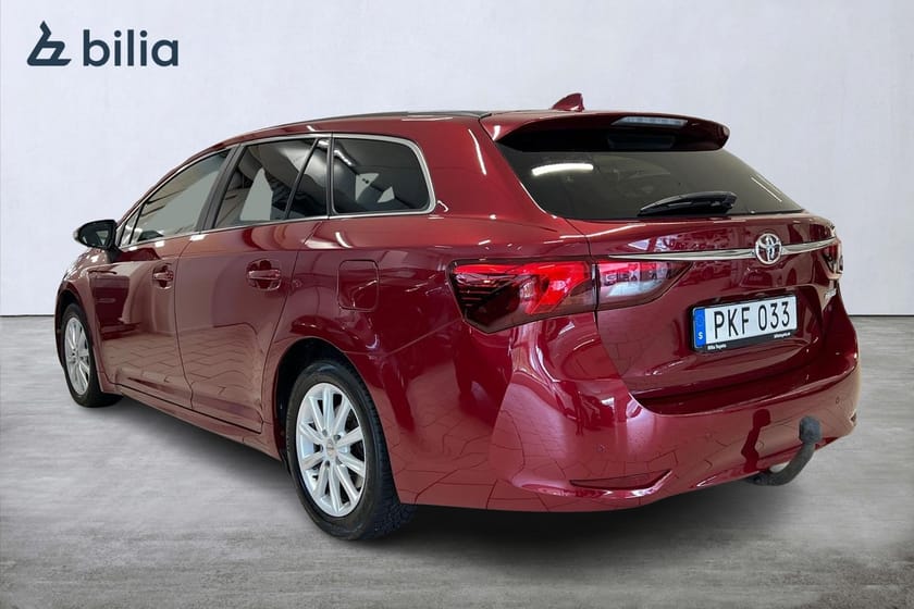 Bild 2 av Toyota Avensis Kombi 2.0 TS Executive Skyview Skinn Drag