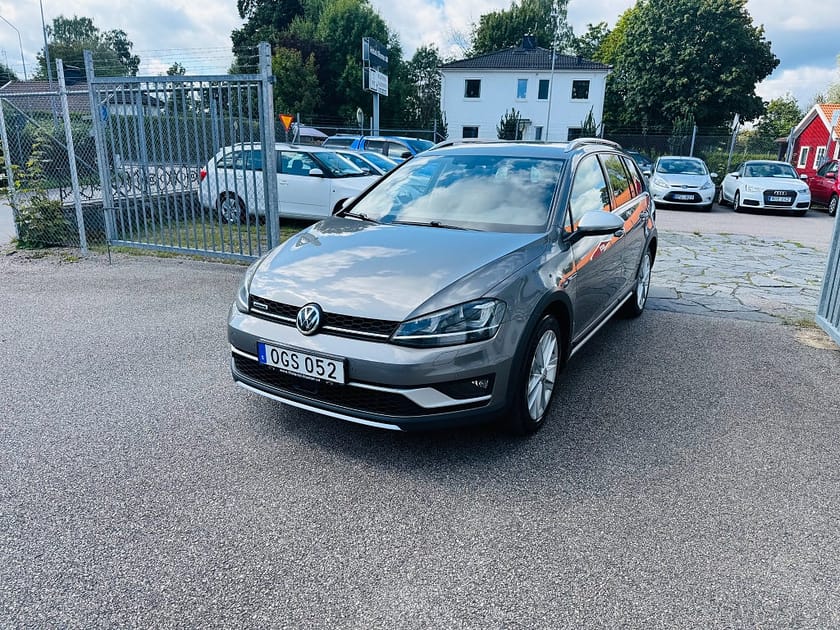Bild 2 av Volkswagen Golf Alltrack 1.8 TSI 180HK DSG 4MOTION / DRAG / VÄRMARE / CARPLAY