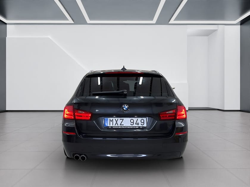 Bild 5 av BMW 520d Touring Steptronic/M Front/Ny servad
