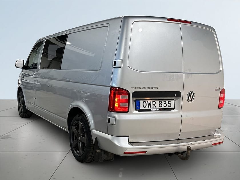 Bild 5 av Volkswagen Transporter Kombi T30 2.0 TDI 5-sits AWD Drag Dvärm S/V-hjul