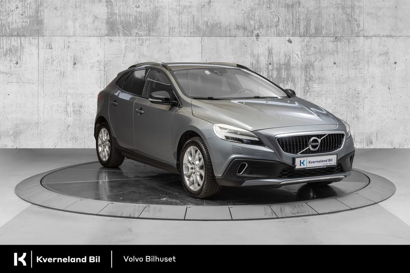 Bilde 1 av Volvo V40 Cross Country D2 Summum Aut Keyless/Ryggekamera/Navipro