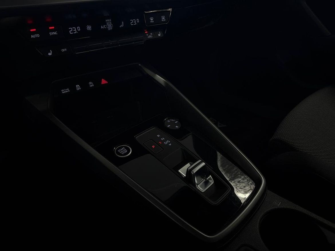 Audi Audi A3 Sportback 35 TFSI — bild 4