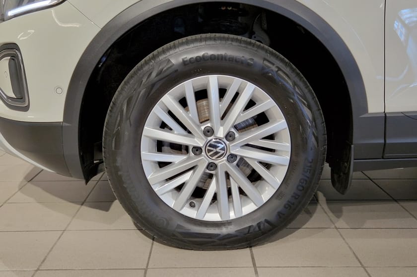 Bild 3 av Volkswagen T-Roc 1.5 TSI DSG / 150 HK