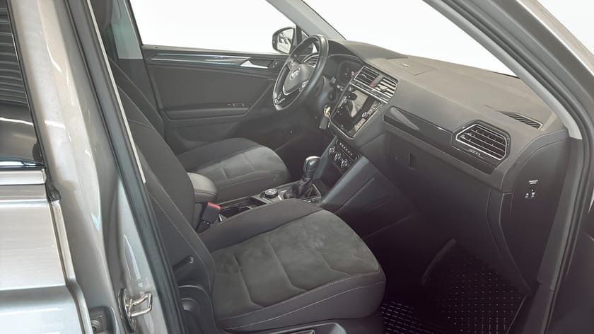 Bild 3 av Volkswagen Tiguan R-LINE 4MOTION UTFÄLLBAR DRAG-NYSERVAD