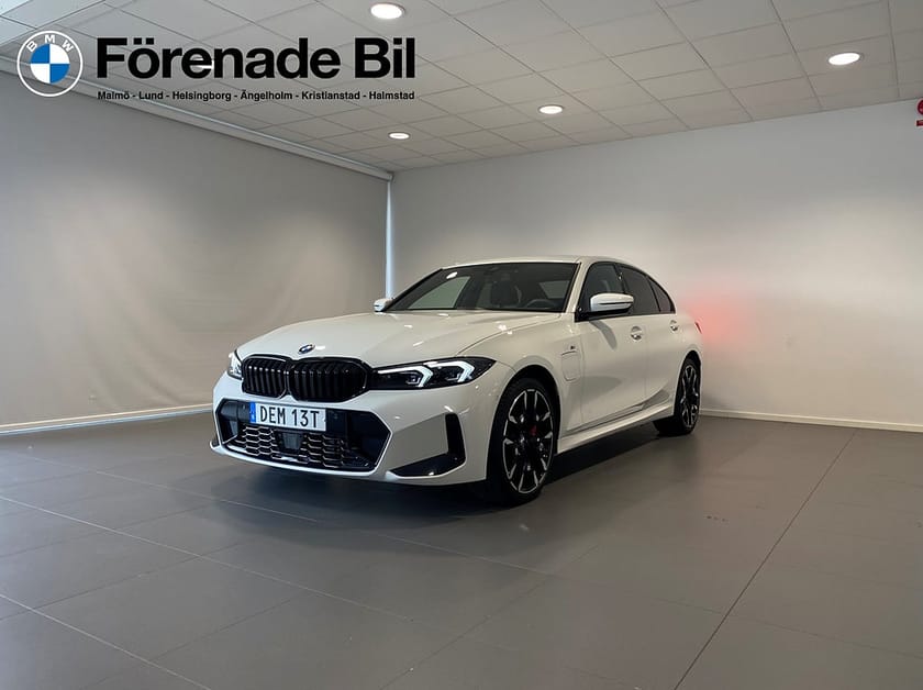 Bild 1 av BMW 330e xDrive Sedan M sportpaket Adaptiv farthållare Dragkrok