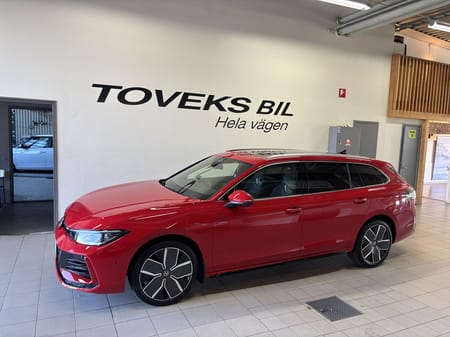 Volkswagen Passat Variant eHybrid PB   R-LINE 1.5 TSI 272 HK