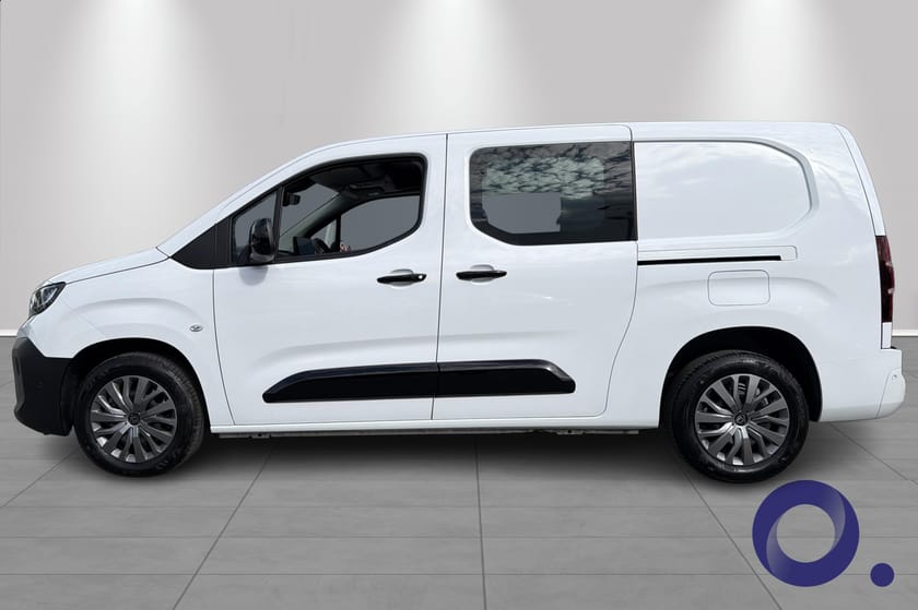 Bilde 2 av Peugeot Partner 1.5 BlueHDi 130/Mester/Webasto/ACC