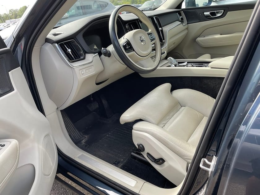 Bild 5 av Volvo XC60 T6 Recharge Inscription plug in AWD 340HK 4x4 Panorama Läder