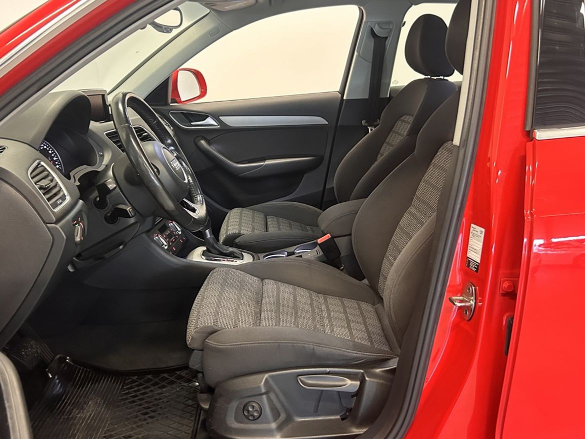 Audi Audi Q3 — bild 9