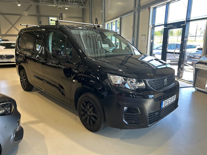 Bild 2 av Peugeot Partner Utökad Last 1.5 BlueHDi 130hk EAT L2 / Inredning / Drag
