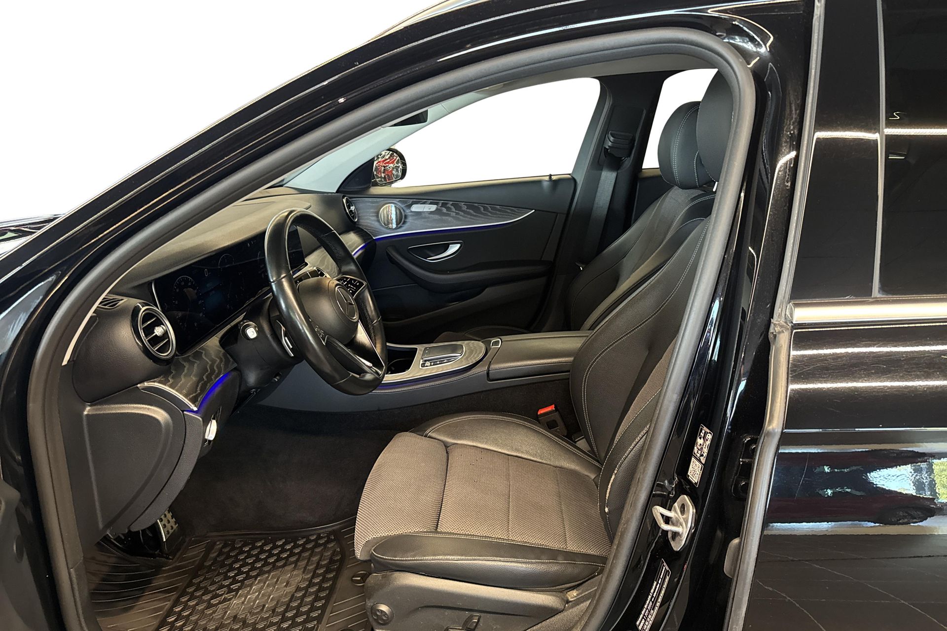 Mercedes-Benz E 220 d 4MATIC All-Terrain 2021, bild 6/10