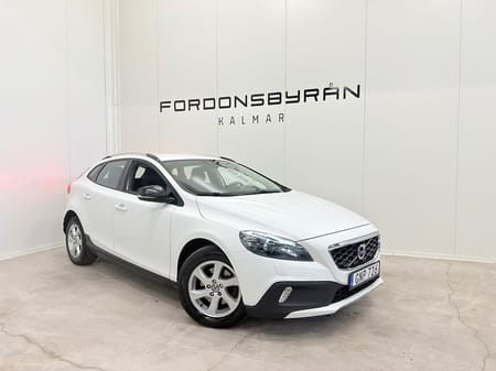 Volvo V40 Cross Country D2 Momentum Business Edition Pro VOC D-värm Drag