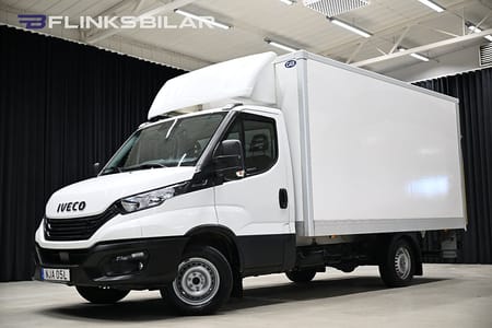 Iveco Daily 35-140 Chassi Cab 136HK Automat|Volymskåp|Bakgavellyft|Sidodörr|Lågmil