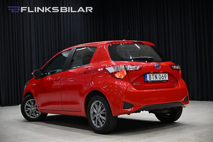 Bild 5 av Toyota Yaris Hybrid 101HK Automat|Backkamera|S&V-Hjul