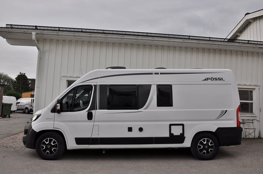 Bild 3 av Pössl Campervan Fiat 2 Win Plus 2,3 140hk 600 Solceller Markis Truma Dusch