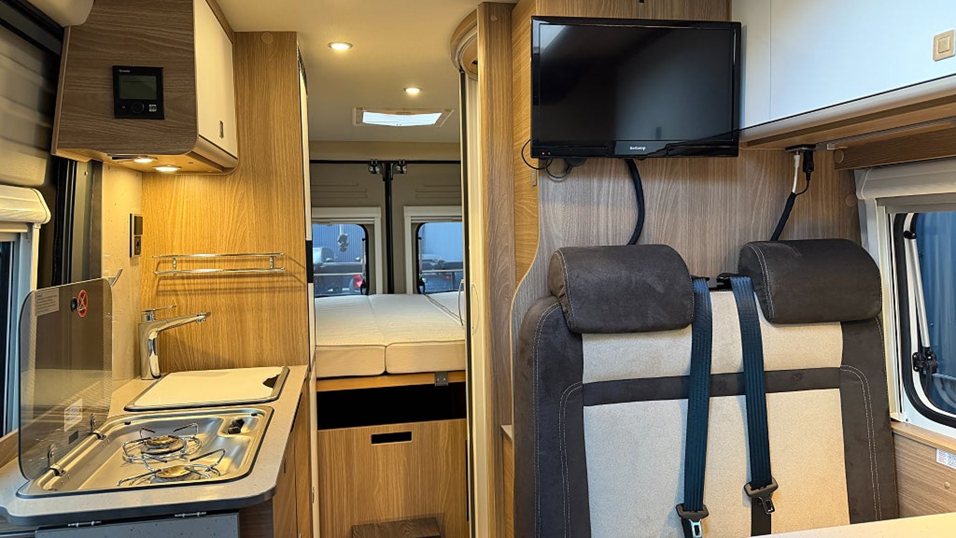 Capron Campervan Fiat 2.3 MultiJet 2018, bild 7/10