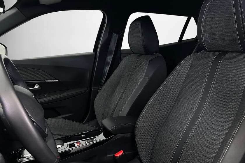 Bild 5 av Peugeot 2008 Hybrid 145 360° KAMERA | BACKKAMERA | OMGÅENDE LEV