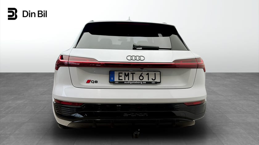 Bild 5 av Audi Q8 55 e-tron quattro 408 Hk S-Line Selection