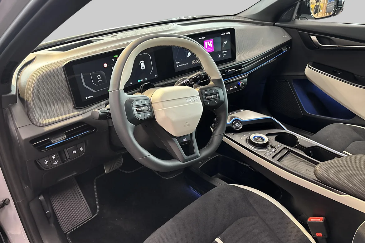 picture of a car