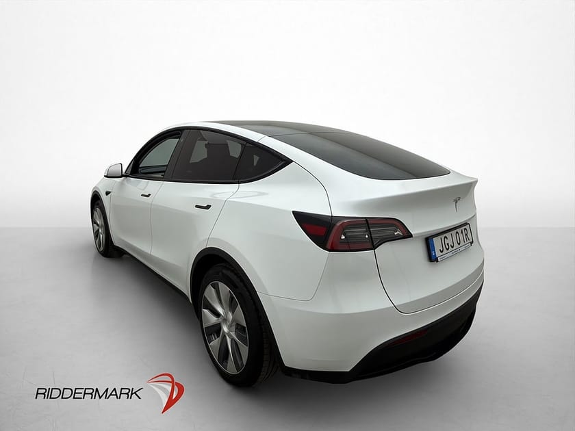Bild 5 av Tesla Model Y Standard Range RWD Svensksåld MOMS