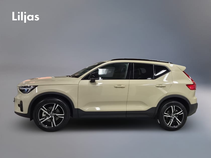 Bild 3 av Volvo XC40 B4 FWD Bensin Plus Dark//Adaptiv Farthållare//