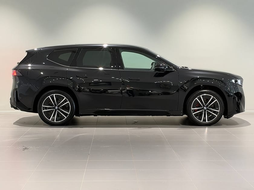 Bild 3 av BMW iX3 50 xDrive