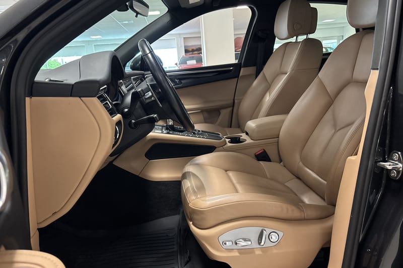 Porsche Macan S