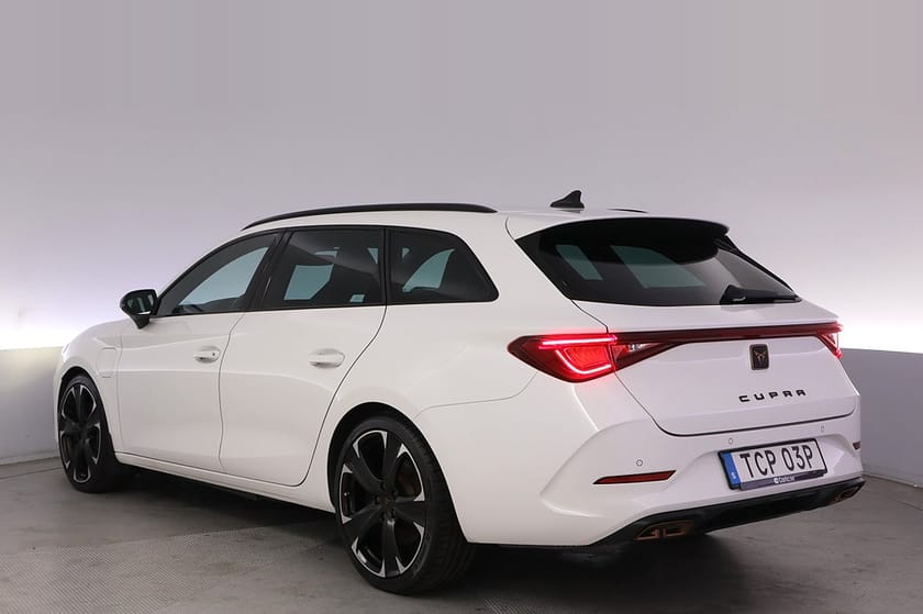 Bild 4 av CUPRA Leon Sportstourer e-Hybrid Nav AdapFarth PDC LED