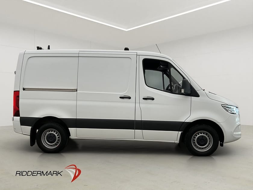Bild 2 av Mercedes-Benz Sprinter 317 CDI RWD Panel Van Värm Drag 360° V-Inr CARPLAY Moms