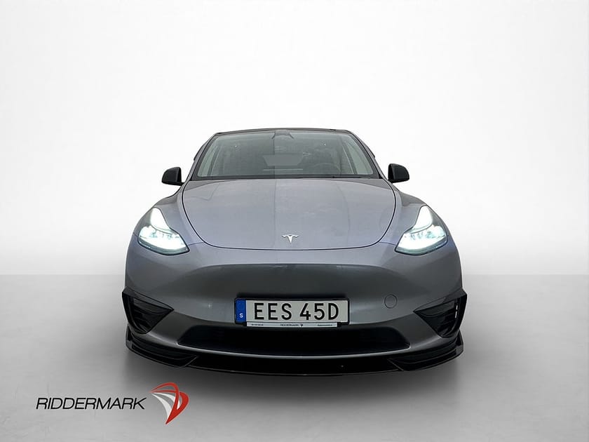 Bild 2 av Tesla Model Y Performance Värmepump Dragkrok Autopilot