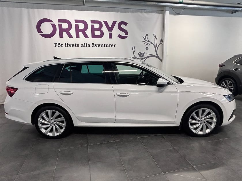 Bild 2 av Škoda Octavia Kombi iV Skoda PHEV 204hk, Style, Drag, Värmare, V-hjul, Elbaklucka