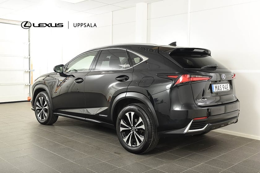Bild 3 av Lexus NX 300h AWD Kyushu Edition Navigation