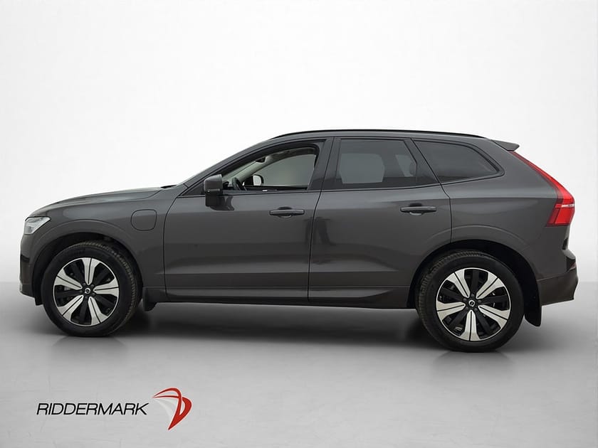 Bild 5 av Volvo XC60 T6 AWD Plus Dark Pano H/K 360° Navi Skinn Drag