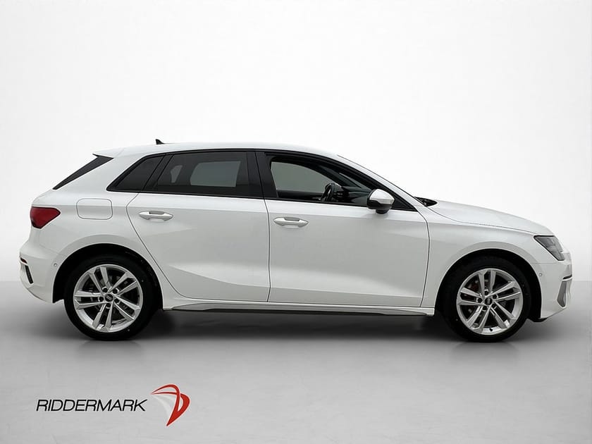 Bild 4 av Audi A3 Sportback 35 TFSI Comfort Cockpit Kamera CarPlay