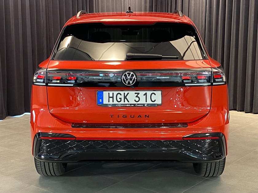 Bild 2 av Volkswagen Tiguan 2.0 TDI DPF SCR 4Motion R-Line (Full Utr)