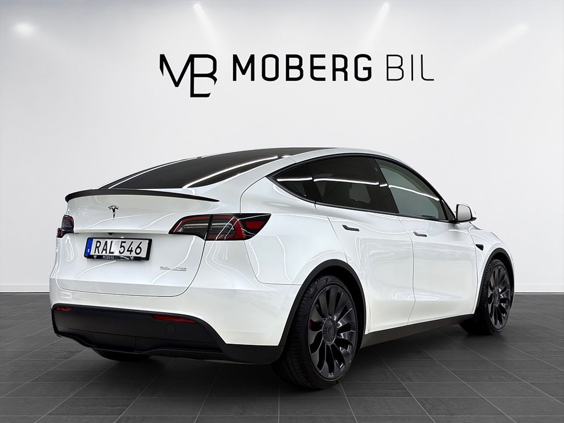 Tesla Model Y 2023, bild 5/10